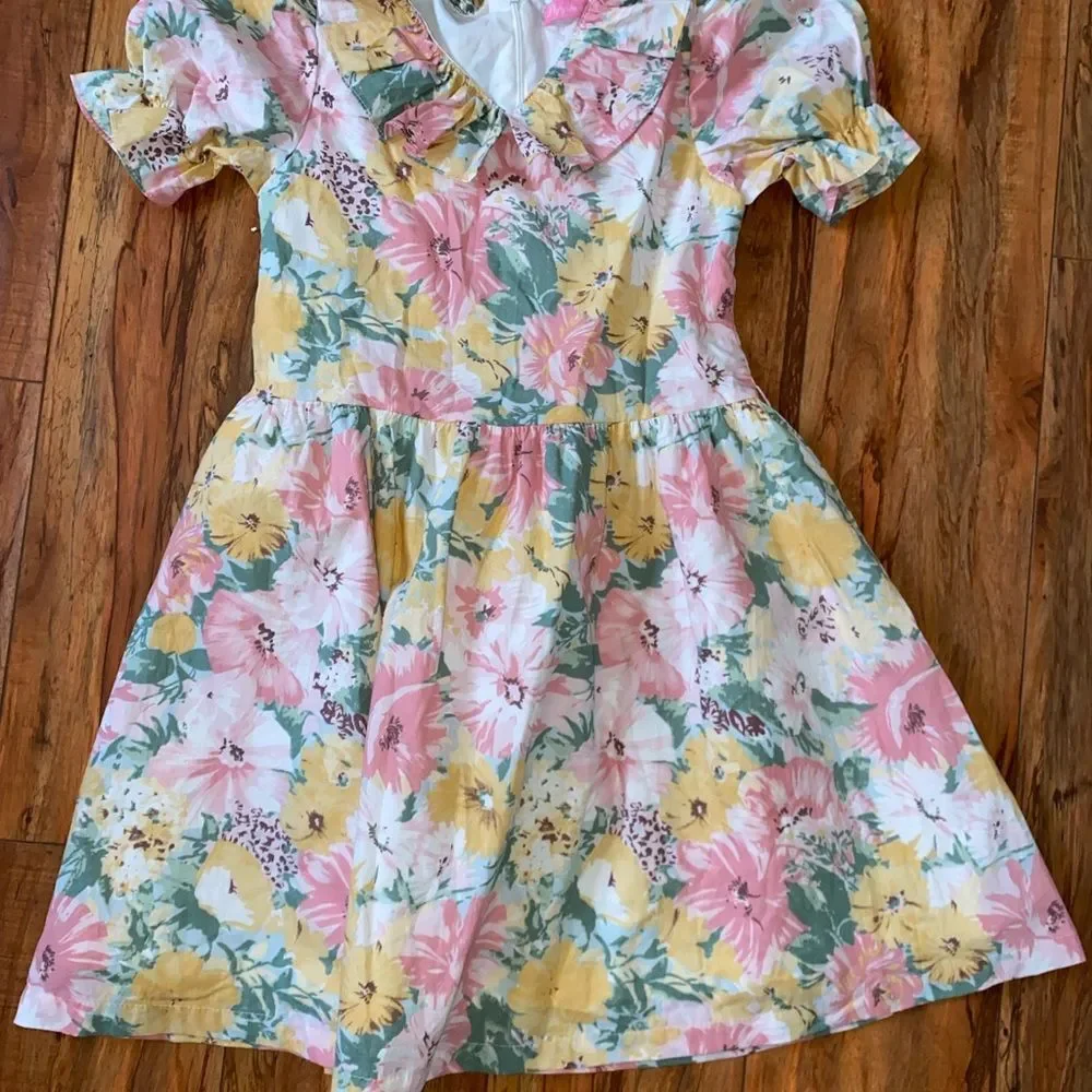 Peppermint Multicolor Floral Dress sz 10(kids)